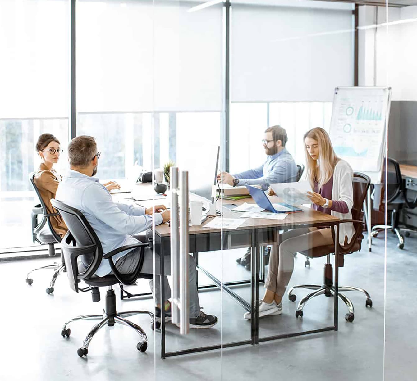 AdobeStock_301701829-narrow_compressed